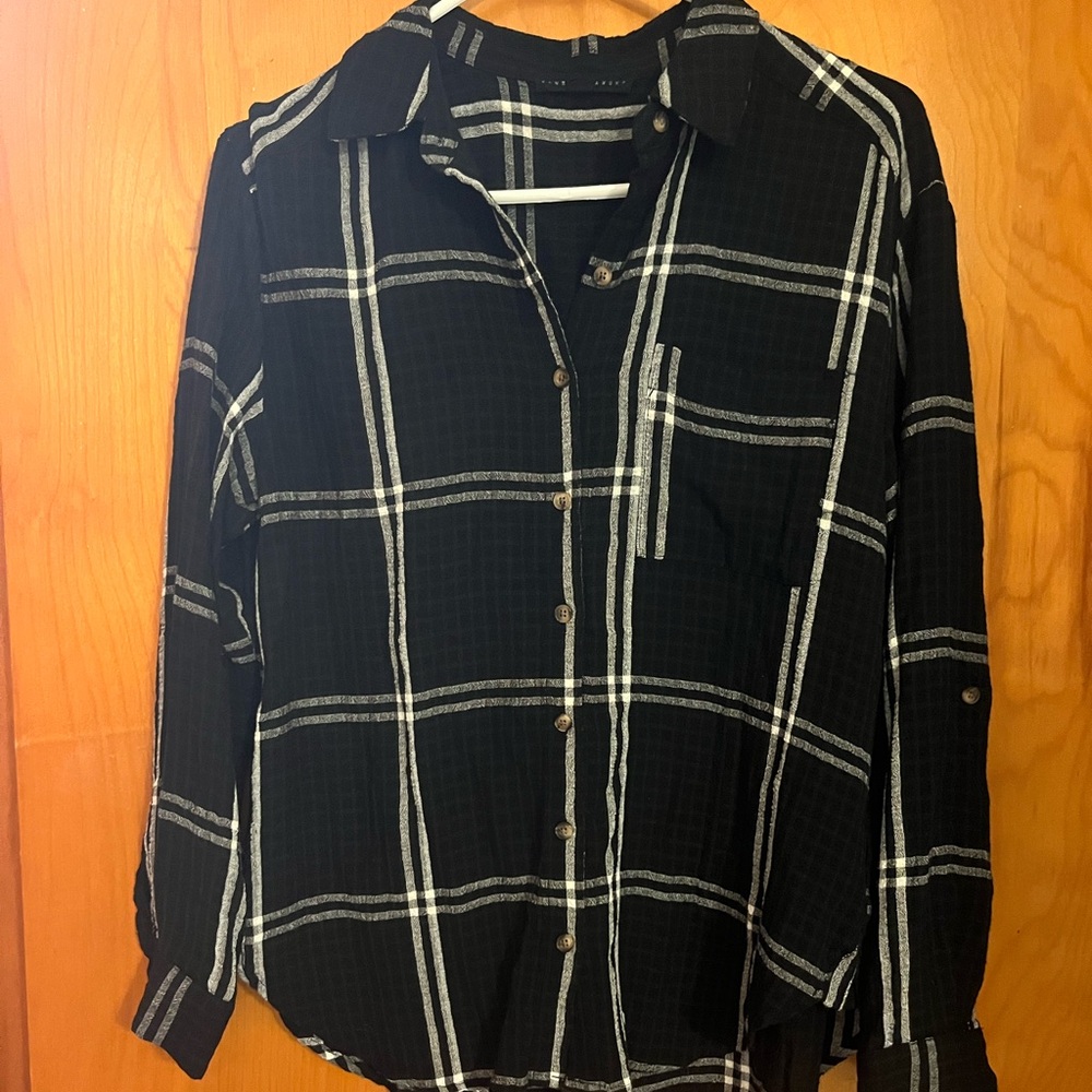 Jane + Delancey Black and White Top